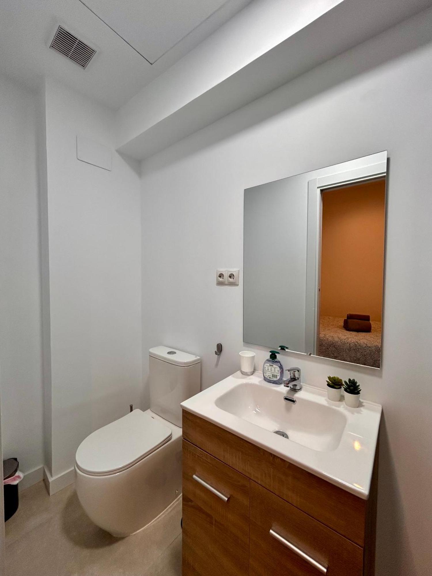 Titanic Dreams Aparthotel Madrid Bagian luar foto